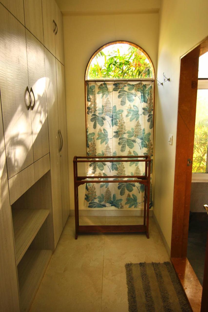 Saffronstays La Casa Maestro, Kashid - Spanish-Style Luxury Villa Near Kashid Beach Exterior photo