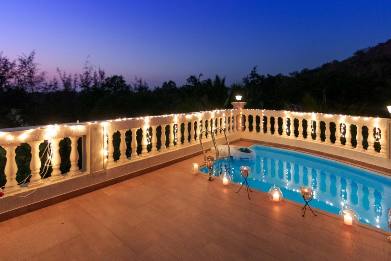 Saffronstays La Casa Maestro, Kashid - Spanish-Style Luxury Villa Near Kashid Beach Exterior photo